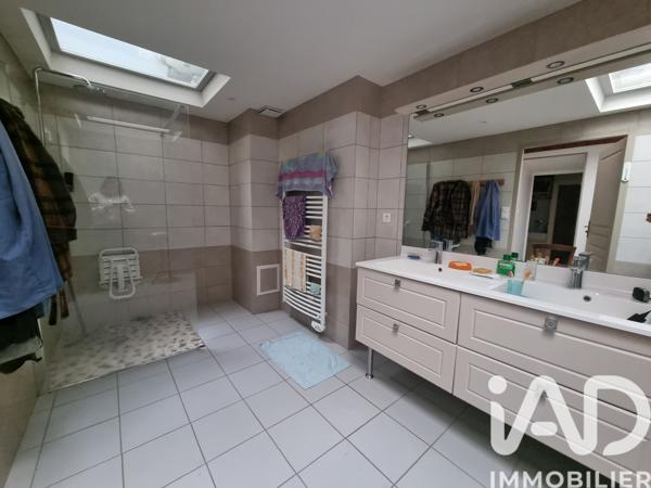 Maison à vendre 6 pièces 254 m² Melle