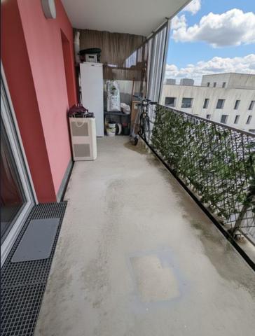 T2 de 44 m2 avec grand balcon + parking   Vendu loué   Idéal