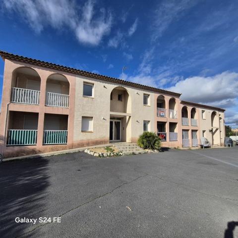 BOUJAN SUR LIBRON - APPARTEMENT T3 1ER ETAGE - 66 M² - PARKING