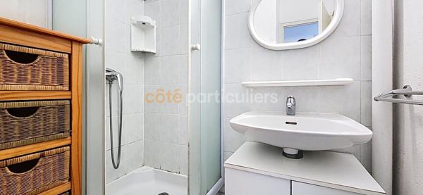Vente
                Appartement45 m² - 3 Pièces -
                    SAINT HILAIRE DE RIEZ (85270)