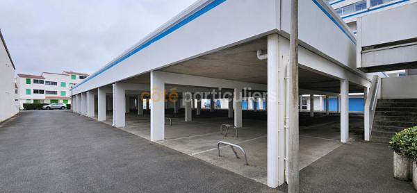 Vente
                Appartement45 m² - 3 Pièces -
                    SAINT HILAIRE DE RIEZ (85270)