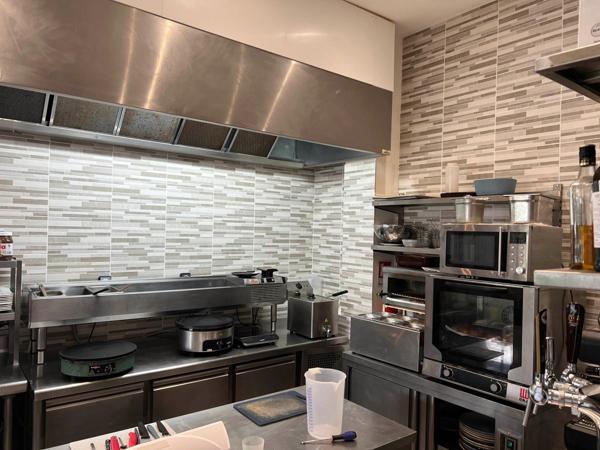 Local situé dans le bourg de Saint Mars du Désert