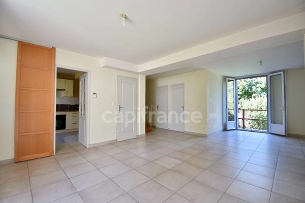 A vendre Bures-sur-Yvette, maison 4 chambres, 1 bureau, joli jardin