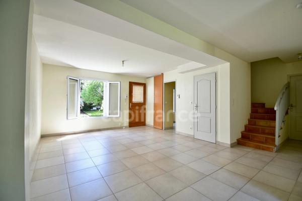 A vendre Bures-sur-Yvette, maison 4 chambres, 1 bureau, joli jardin