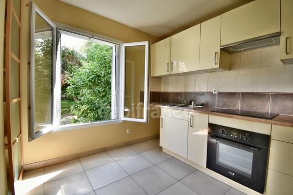 A vendre Bures-sur-Yvette, maison 4 chambres, 1 bureau, joli jardin