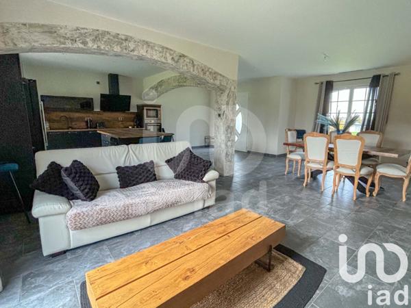 Maison à vendre 7 pièces 152 m² Saint-Victor