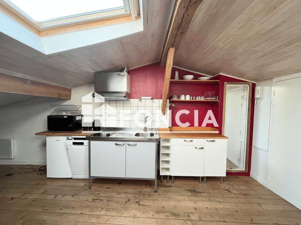 Location Studio meublé 24.11 m² - 38 RUE MINVIELLE Bordeaux 33000