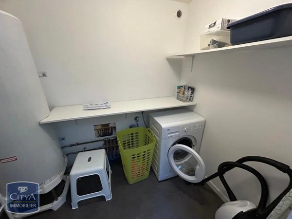 Appartement à louer 3 pièces 145m²