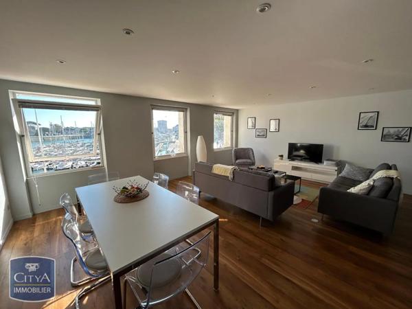 Appartement à louer 3 pièces 145m²