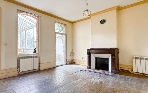 Maison à vendre    6 pièces •  Saint-Nicolas-de-la-Grave