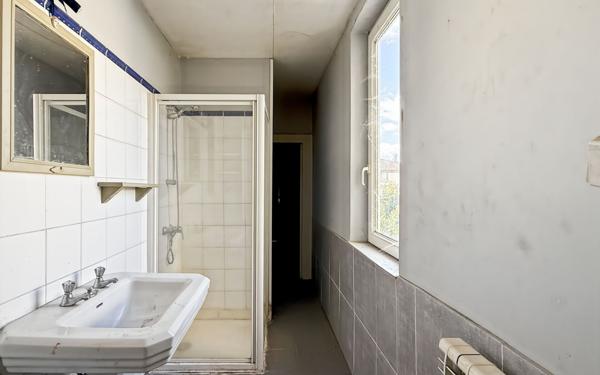 Maison à vendre    6 pièces •  Saint-Nicolas-de-la-Grave