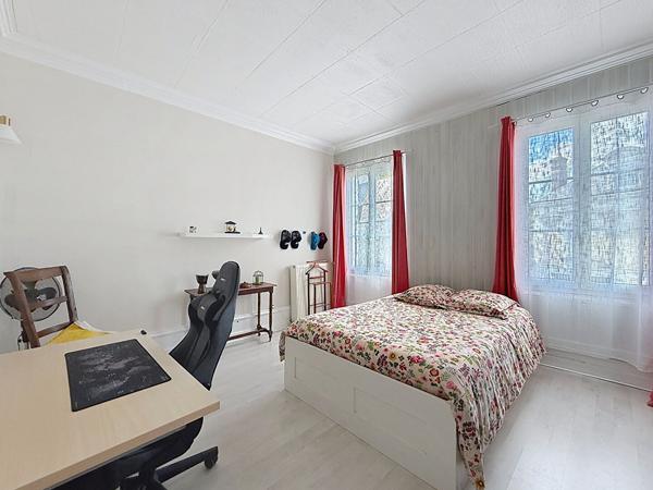 Achat maison bourgeoise sur Poce Sur Cisse 164 m²  sur un parc de 2765 m²