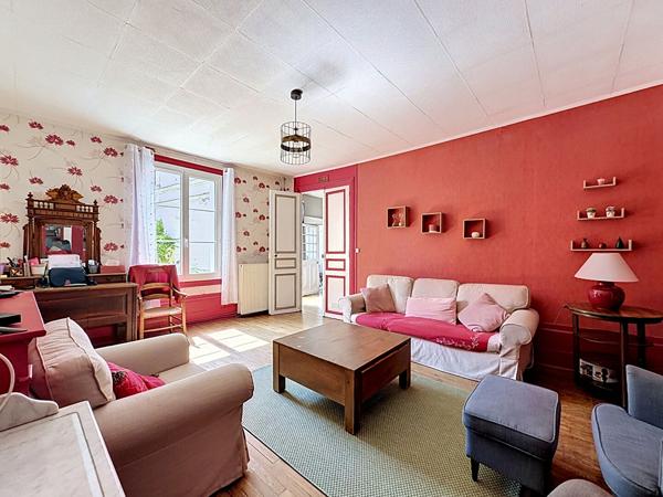 Achat maison bourgeoise sur Poce Sur Cisse 164 m²  sur un parc de 2765 m²