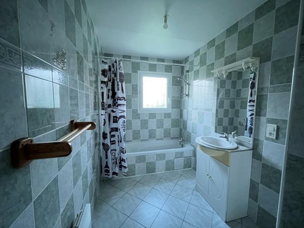 Maison à louer |  Carresse-Cassaber |  4 pièces | 110 m²