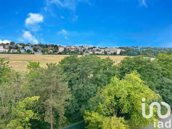 Apartment for sale 5 rooms 91 m² Saint-Cloud