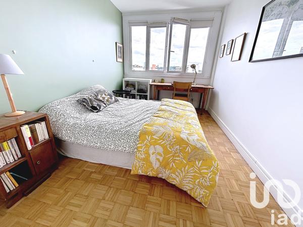 Apartment for sale 5 rooms 91 m² Saint-Cloud