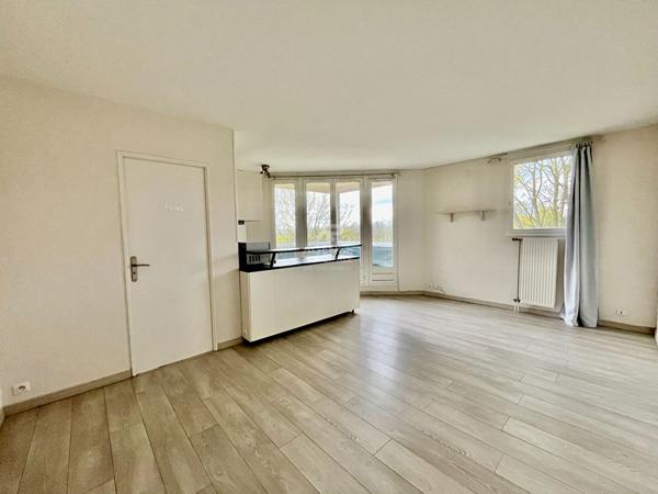 Appartement Cergy 1 pièce(s) 32.51 m2 €132 500 ** - Référence 2236