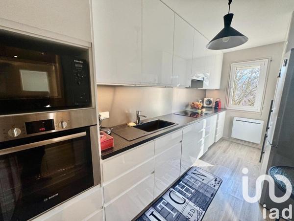 Appartement 2 pièces de 64 m² à Épernay (51200)