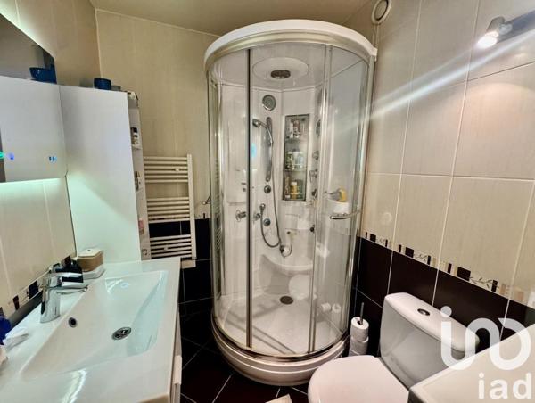 Appartement 2 pièces de 64 m² à Épernay (51200)