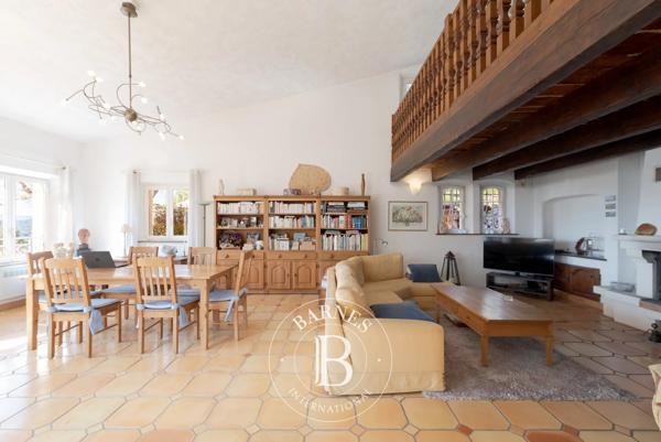 Lorgues, Maison 5 Chambres -  206 m² à vendre