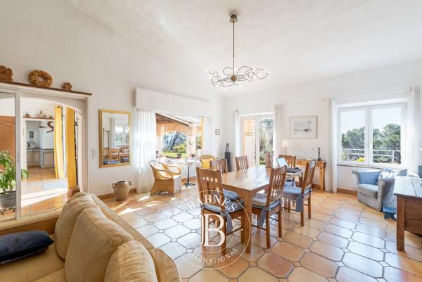 Lorgues, Maison 5 Chambres -  206 m² à vendre