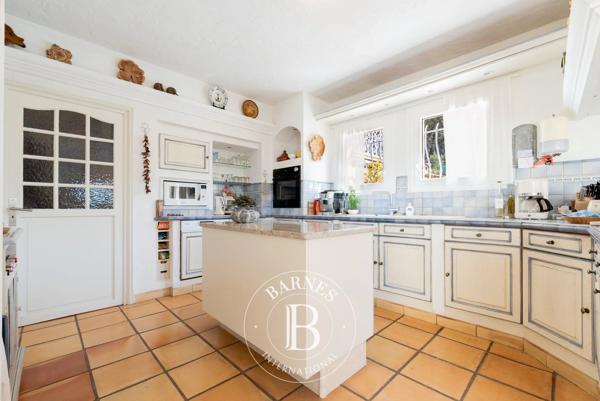 Lorgues, Maison 5 Chambres -  206 m² à vendre