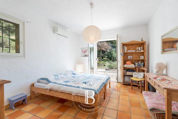 Lorgues, Maison 5 Chambres -  206 m² à vendre