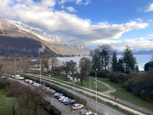 ALBIGNY   Grand studio avec potentiel, à deux pas du lac d'A