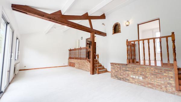 Maison Brunoy 6 pièces et 3 chambres, bureau.