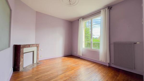 Maison Brunoy 6 pièces et 3 chambres, bureau.