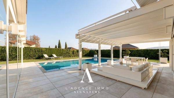 Villa d’Exception T7 Piscine Sous-Sol Aménagé Prestations Haut de Gamme Prévessin-Moëns 01280