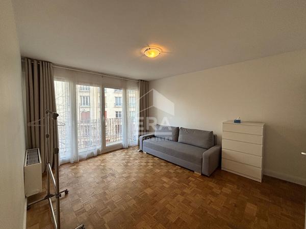 Studio à louer avec balcon ? Paris 15e (Rue de Vouillé)