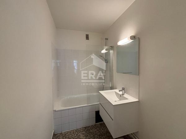 Studio à louer avec balcon ? Paris 15e (Rue de Vouillé)