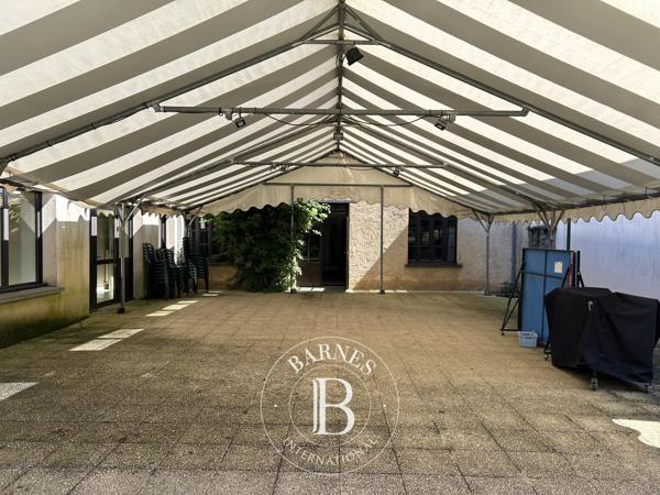 Candé, Maison d'hôtes 18 Chambres -  976 m² à vendre