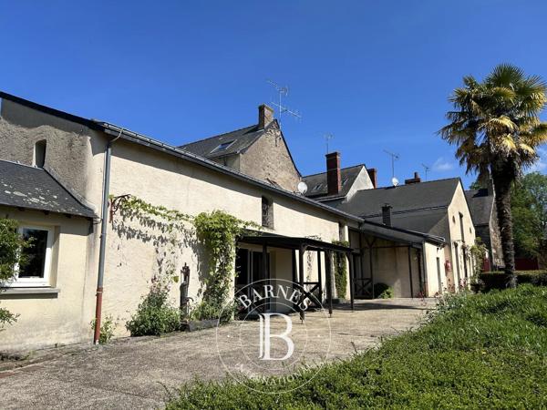 Candé, Maison d'hôtes 18 Chambres -  976 m² à vendre