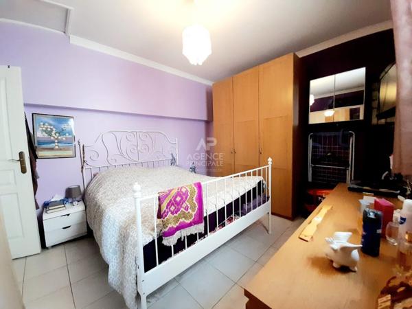Argenteuil Centre Ville maison Plain pied 2 pièces,1 chambre , dépendance et jardin €214 700 ** - Référence 4330