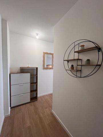 A LOUER - Appartement meublé de type 3 avec terrasse et parking Hauts de St Aubin