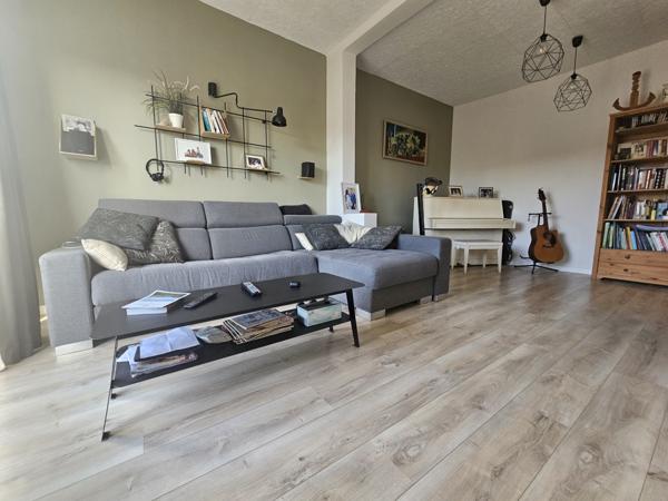 Mauguio (34130) Maison de ville familiale rénovée - 34130 Mauguio