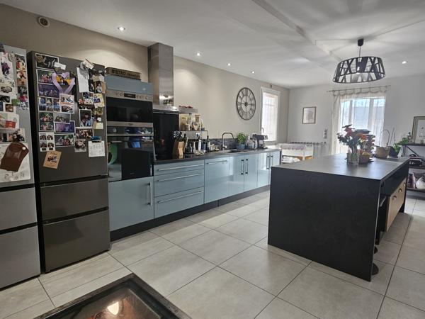 Mauguio (34130) Maison de ville familiale rénovée - 34130 Mauguio