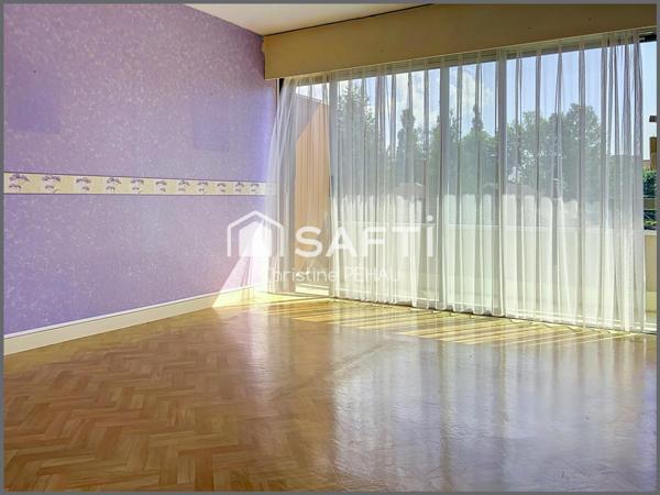 Appartement familial traversant et beau balcon