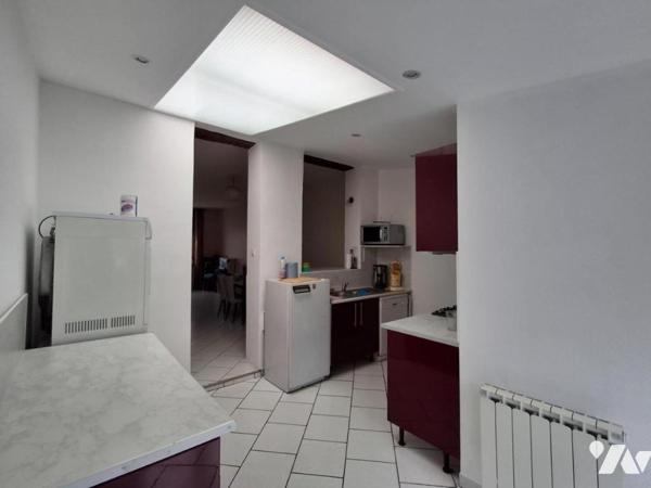 LILLE proche CHU EURASANTE Maison 83m² habitables -3 chambres -cave et grande  TERRASSE SUD