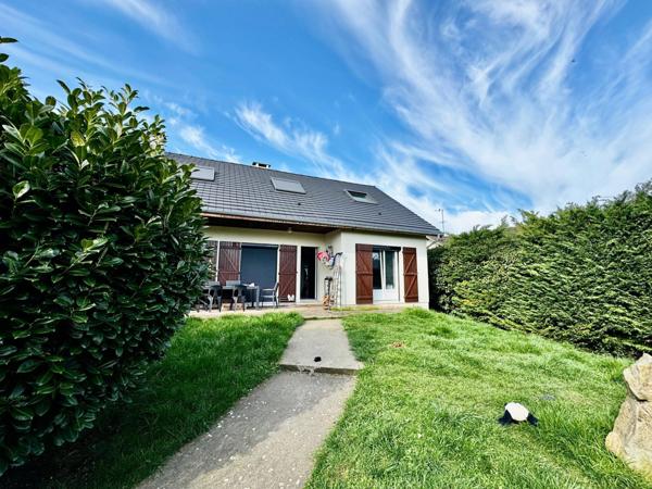 Maison individuelle 119 m2 - 725 m2 terrain- 3 chambres- sous-sol total- Rosny-sur-Seine