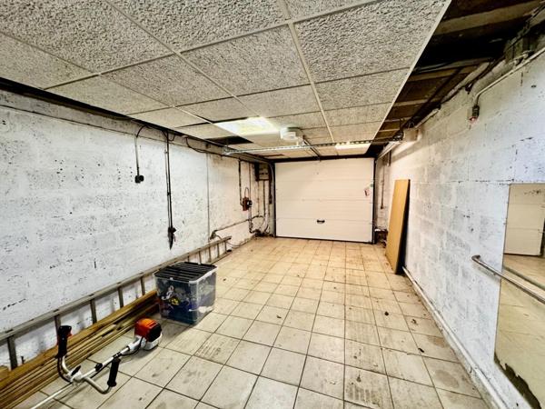 Maison individuelle 119 m2 - 725 m2 terrain- 3 chambres- sous-sol total- Rosny-sur-Seine