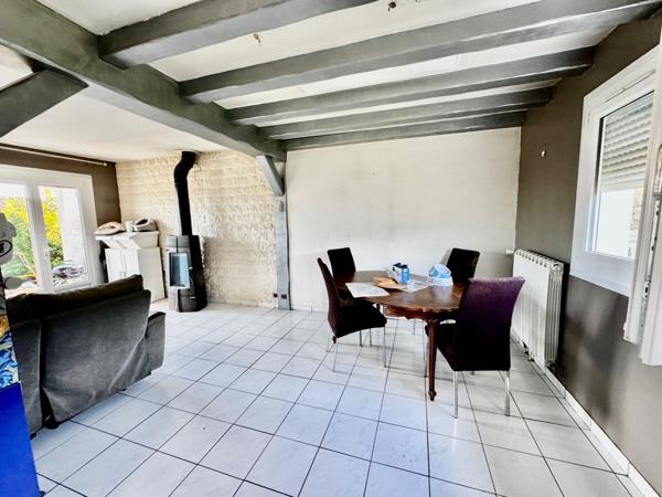 Maison individuelle 119 m2 - 725 m2 terrain- 3 chambres- sous-sol total- Rosny-sur-Seine