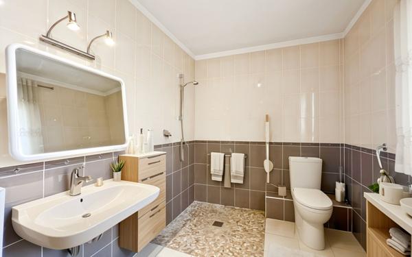 Maison à vendre    4 pièces •  Béziers