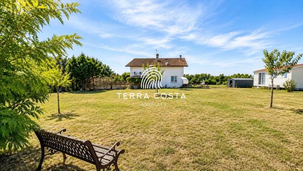 MAISON 210 m² + TERRAIN 10 000 m²