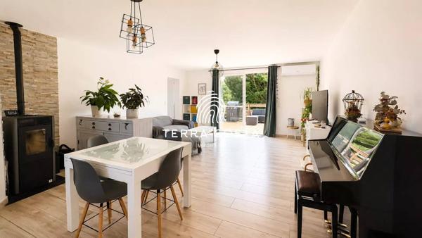 MAISON 210 m² + TERRAIN 10 000 m²