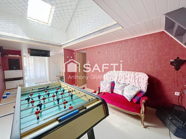 Maison de ville familiale, 224M², jardin, piscine VENDUE MEUBLEE