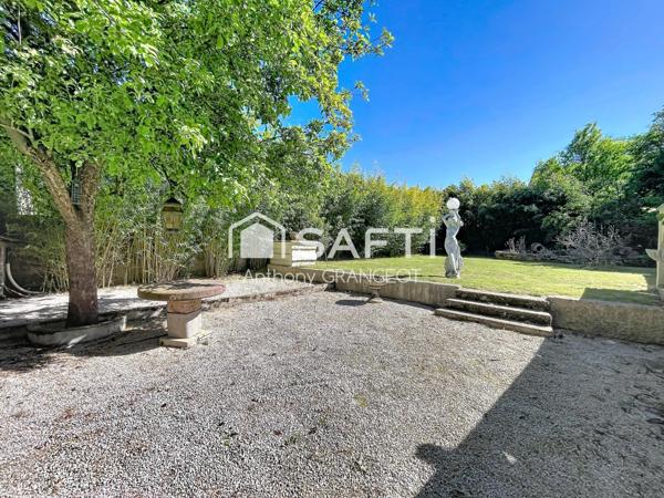 Maison de ville familiale, 224M², jardin, piscine VENDUE MEUBLEE
