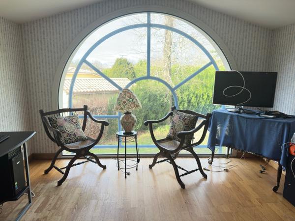 Maison T6 de 150m² (4 chambres et un bureau)